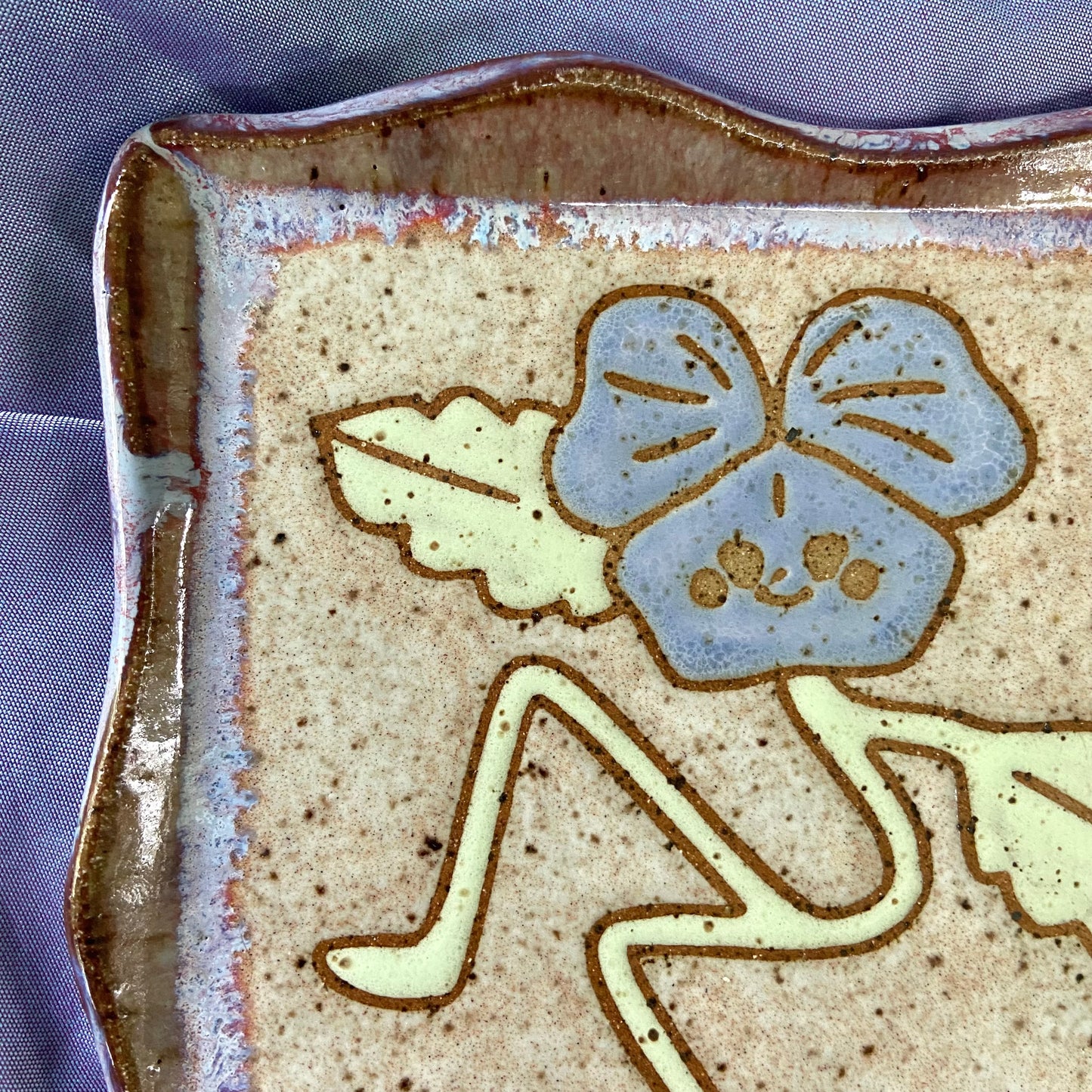 Medium Dancing Flower Trinket Dish