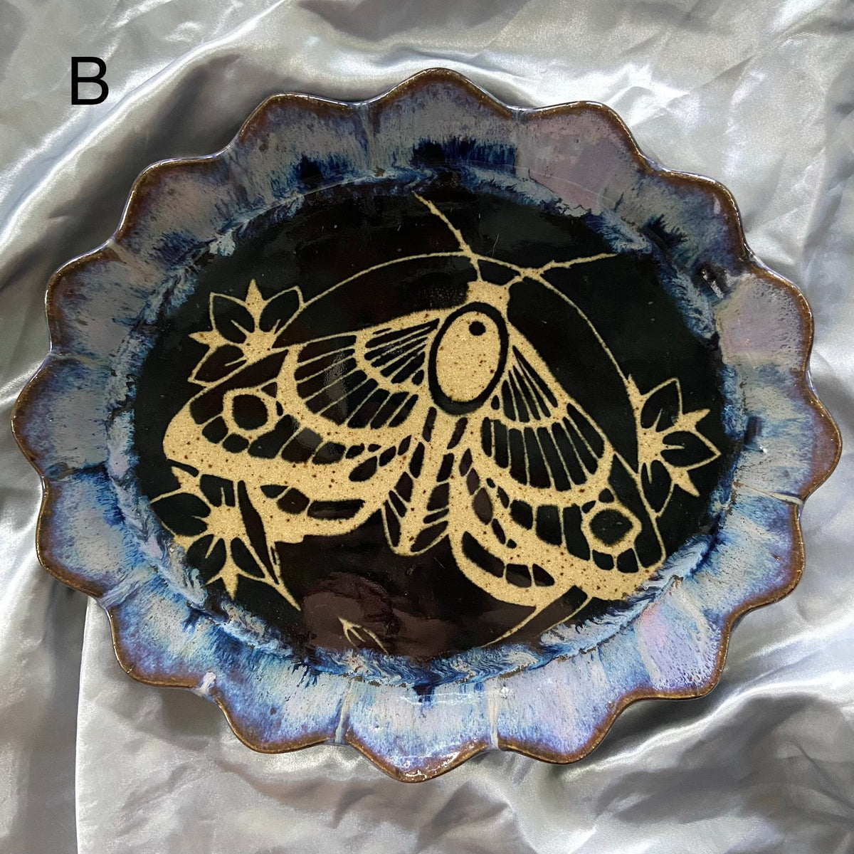 XL Moth Serving Dishes