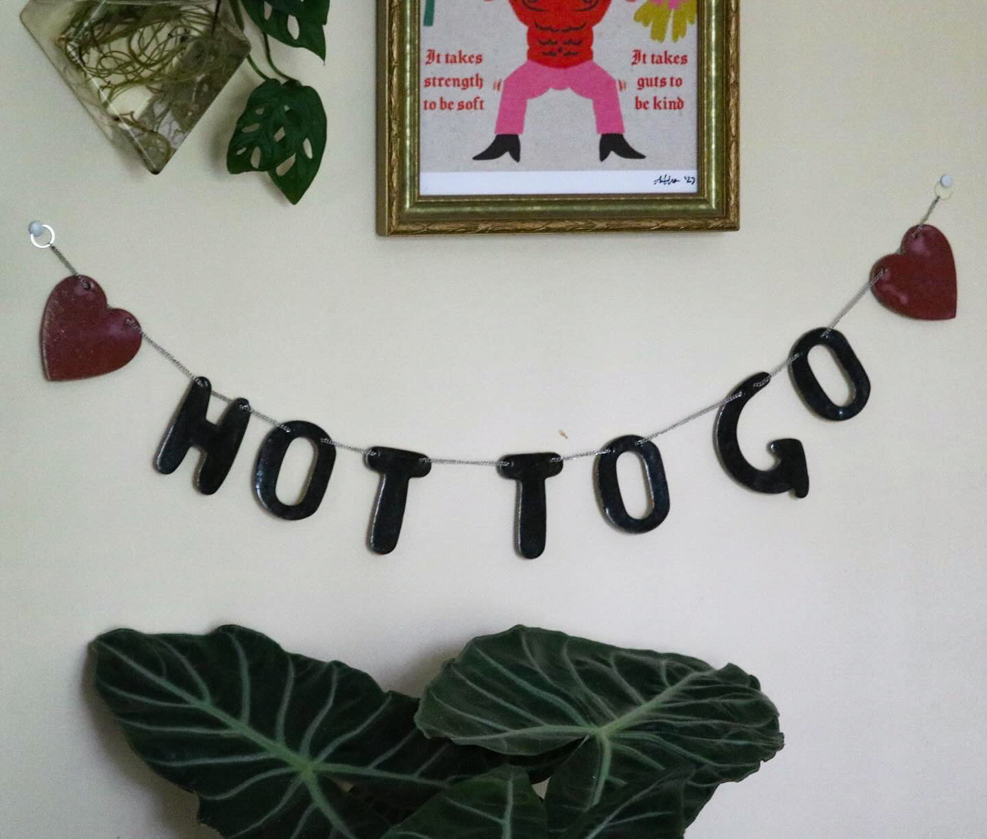 Hot to Go Letter Garland