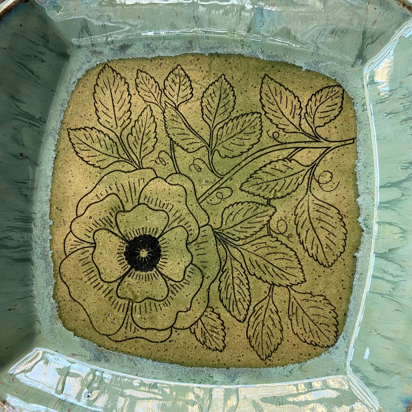 Large Flower Serving Dish