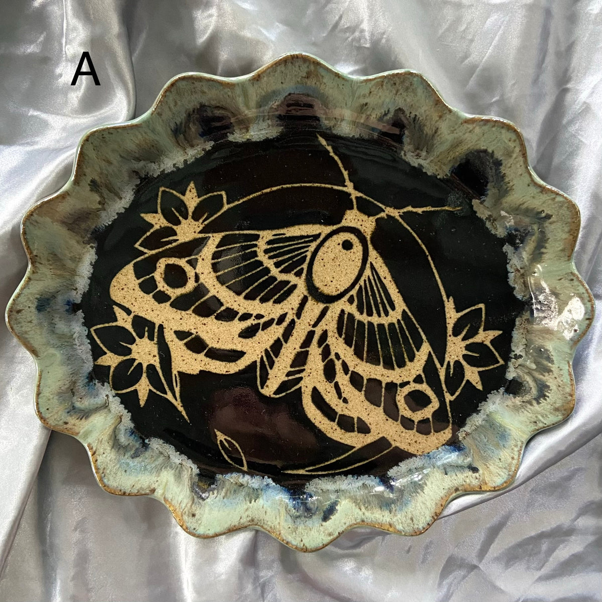 XL Moth Serving Dishes