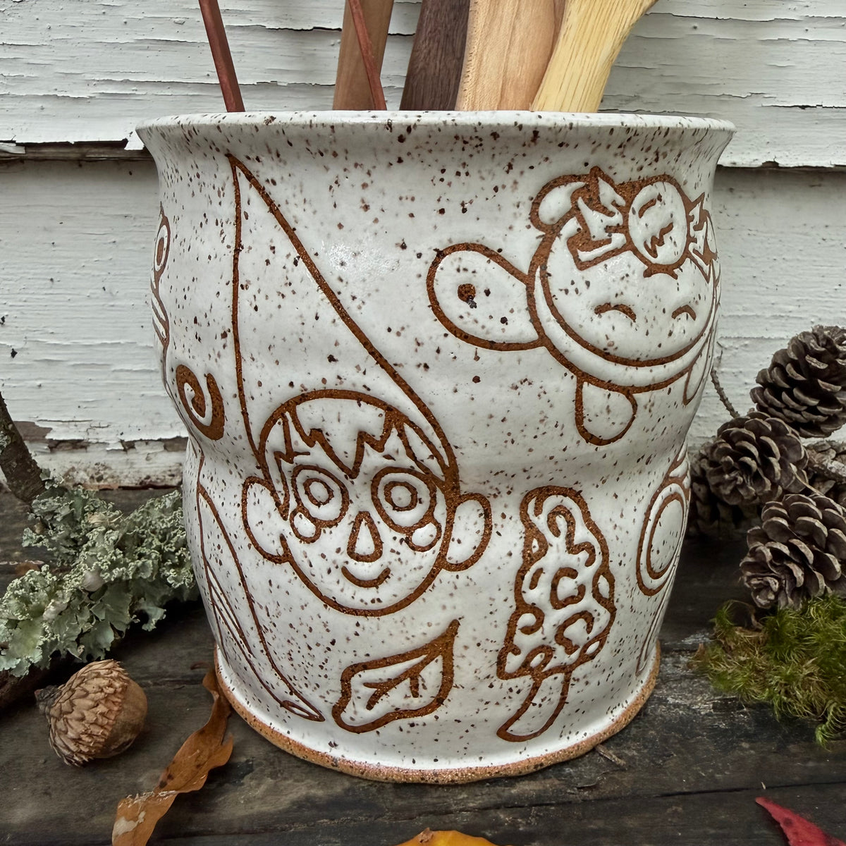 QBP x Bright Blue Tattoo Collab | Frog Utensil Crock